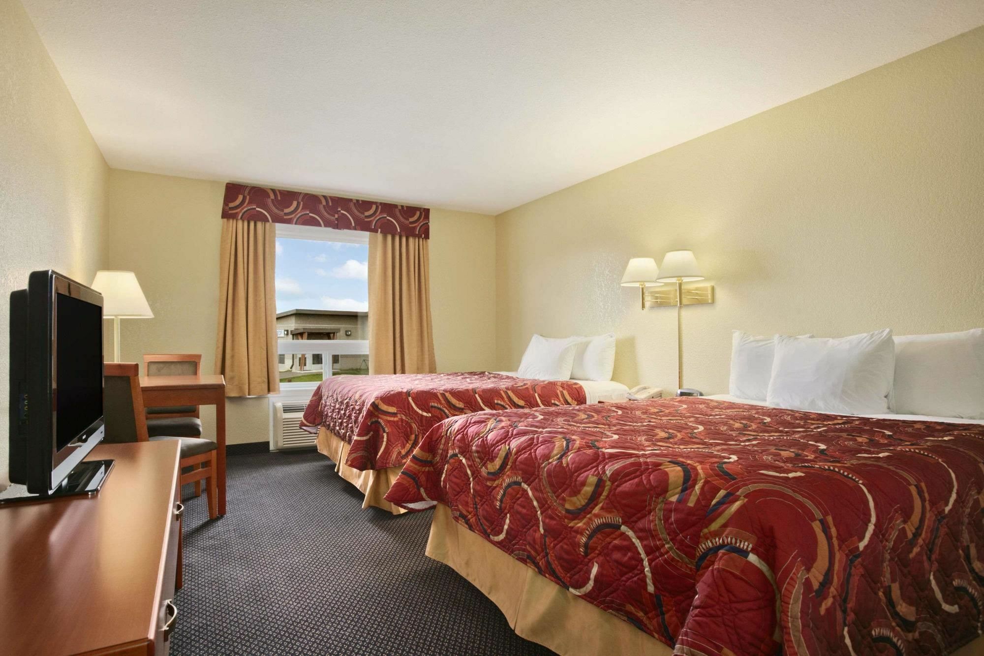 Days Inn & Suites By Wyndham Thompson Esterno foto